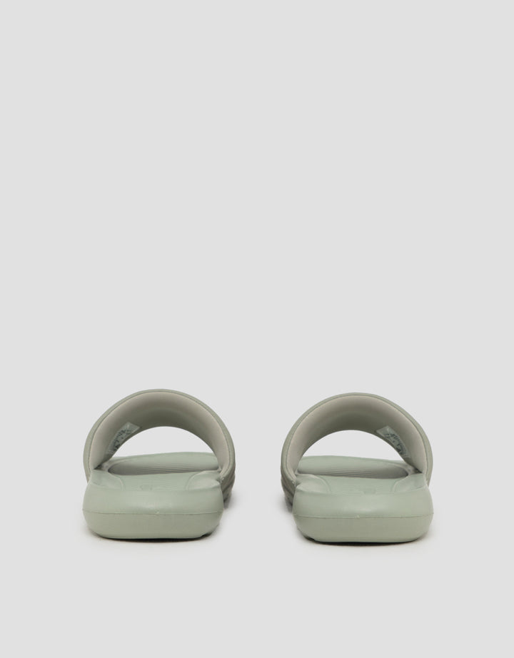 Nike Sandal Slipper Victori One Cn9675-305 Pria