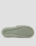 Nike Sandal Slipper Victori One Cn9675-305 Pria