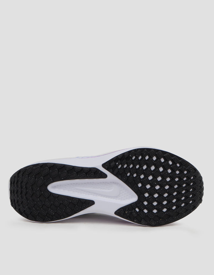 Nike Quest 6 Sepatu Running Wanita