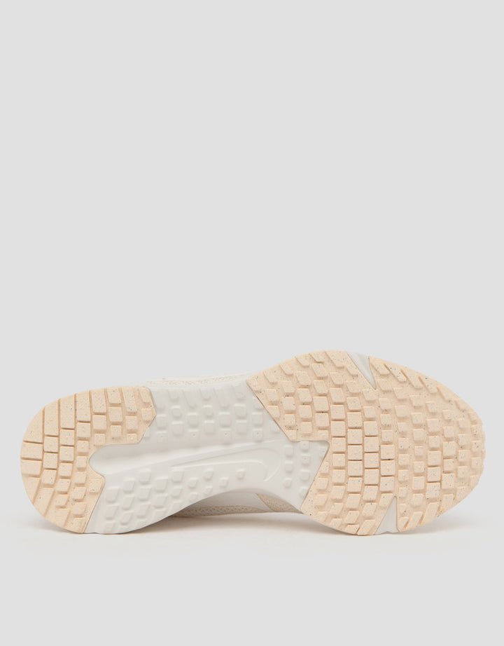 Nike Defy Sepatu Running Wanita