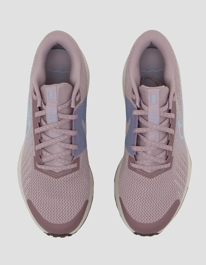 Nike Run Defy Sepatu Running Wanita