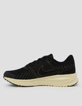 Nike Defy Running Shoes Pria
