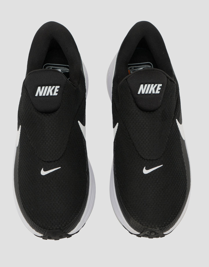 Nike Revolution 8 EasyOn Running Shoes Pria