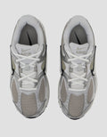 Nike Sepatu V5 Rnr Hq7901-301 Sneakers Wanita