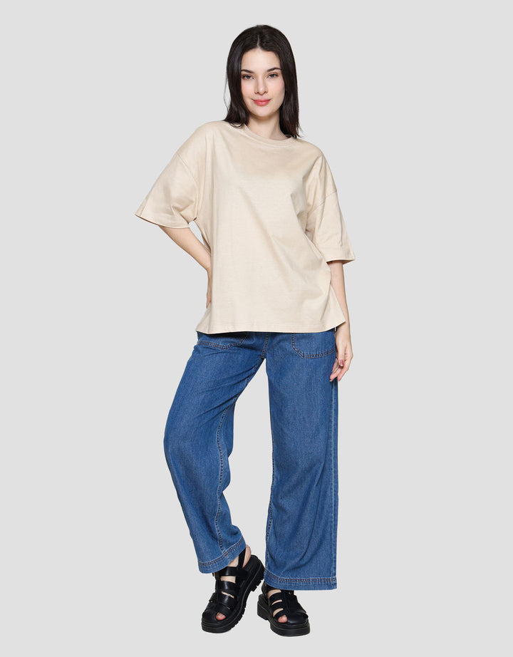 Nevada Comb Basic Kaos Oversize Wanita