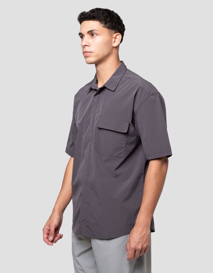 Suko Seamless Pocket Kemeja Lengan Pendek Pria