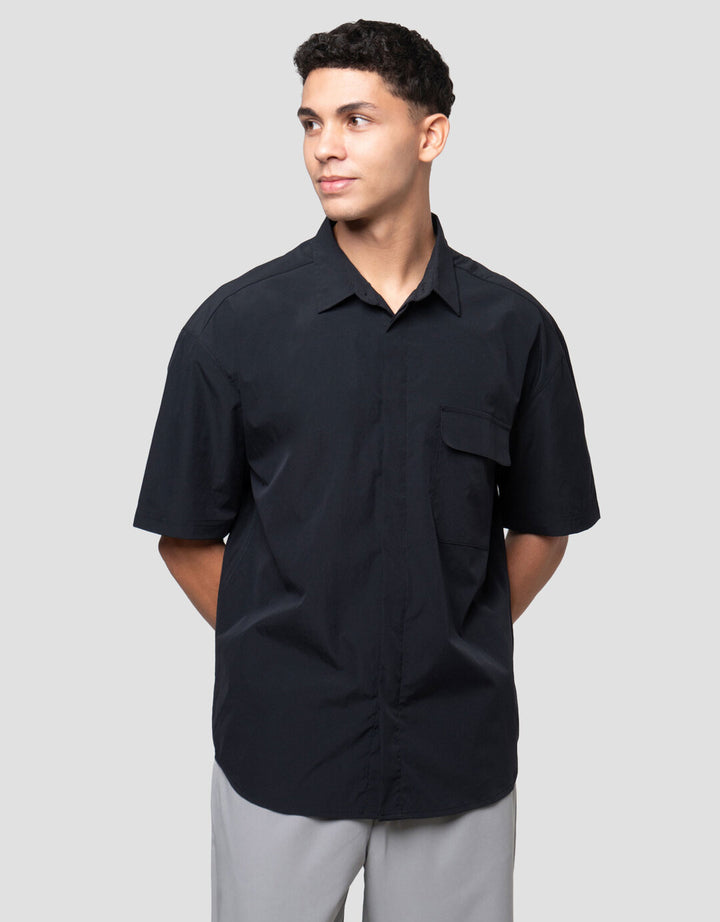 Suko Seamless Pocket Kemeja Lengan Pendek Pria