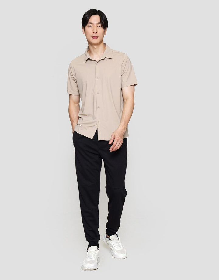 Suko Seamless Kemeja Pria
