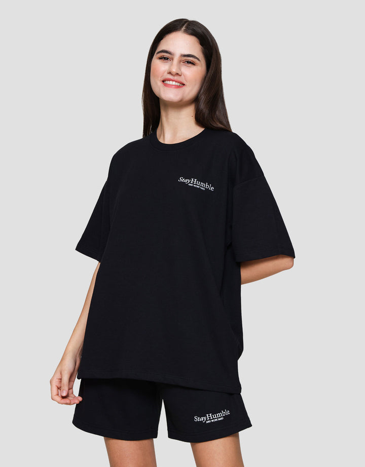 Nevada Baby Terry Stay Humble Kaos Oversize Wanita