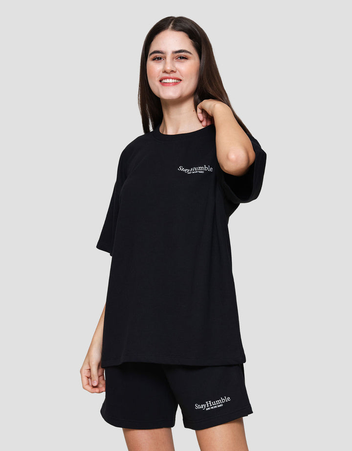 Nevada Baby Terry Stay Humble Kaos Oversize Wanita