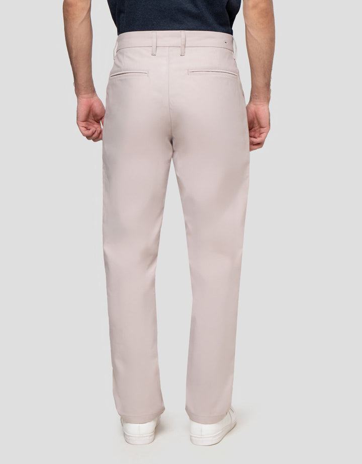 Cole Celana Chinos Slimfit Pria