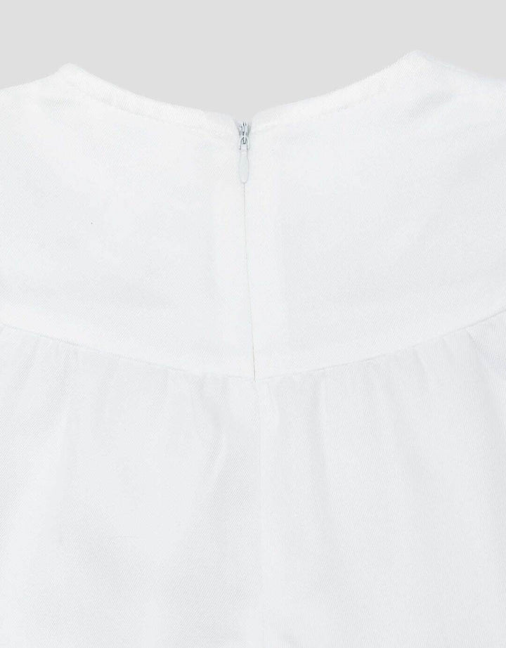 Little M With Lace Blouse Bayi