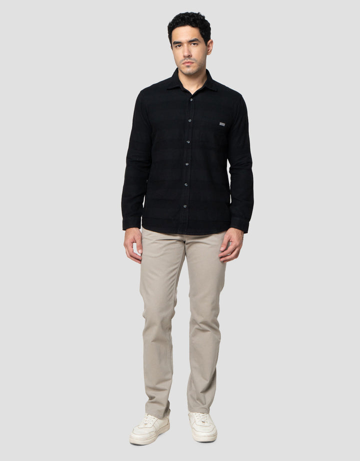 Lois Kemeja Casual Lengan Panjang Pria