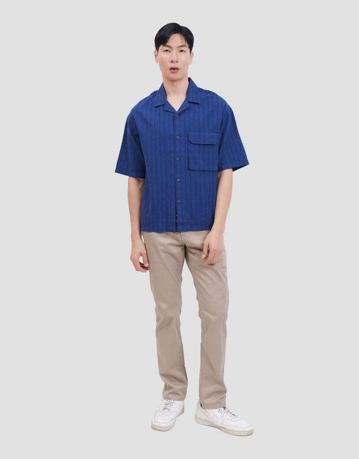 Lois KLS609D Kemeja Lengan Pendek Pria