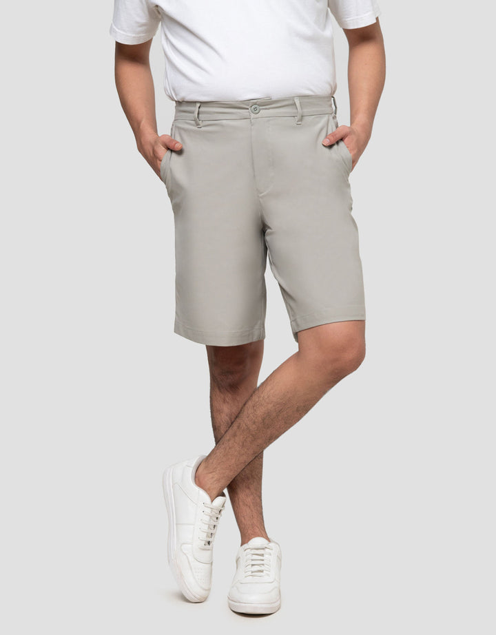 Cole Woven Bermuda Clean Sateen Celana Pendek Pria