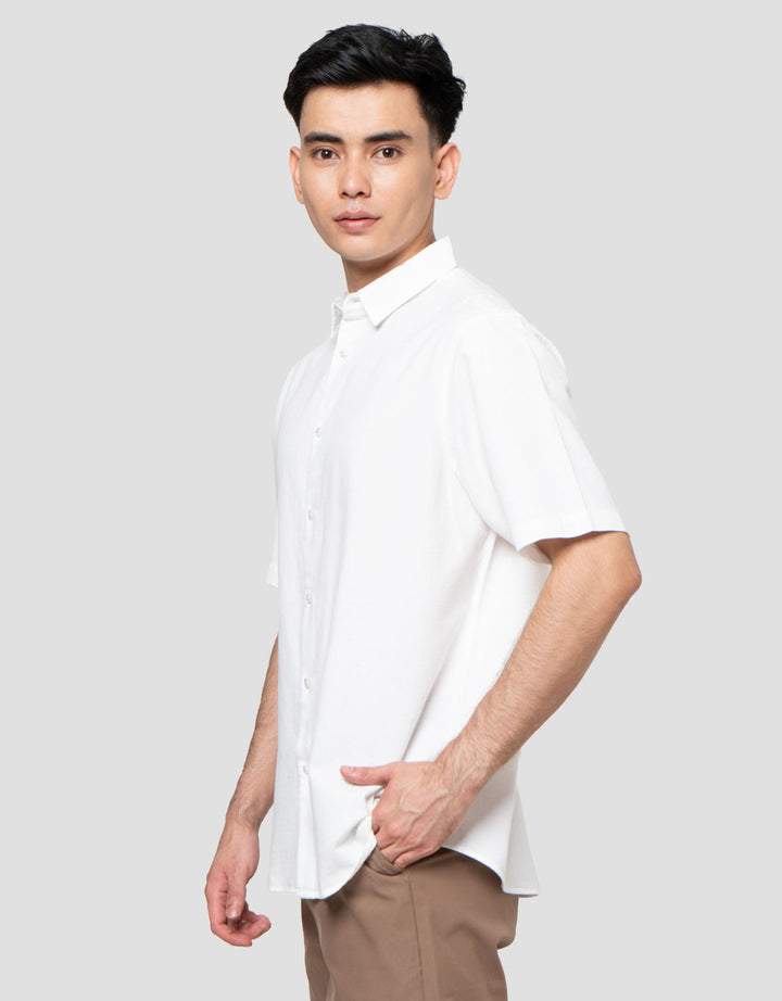 Cole Linen Looks Rami Kemeja Pria