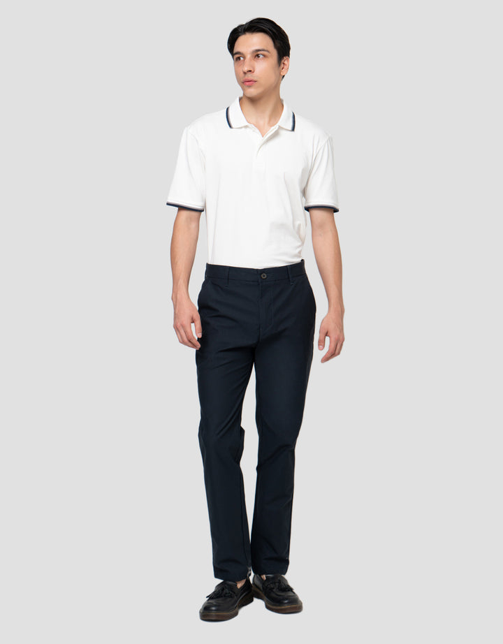 Cole Woven Slim Saten Celana Chinnos Pria