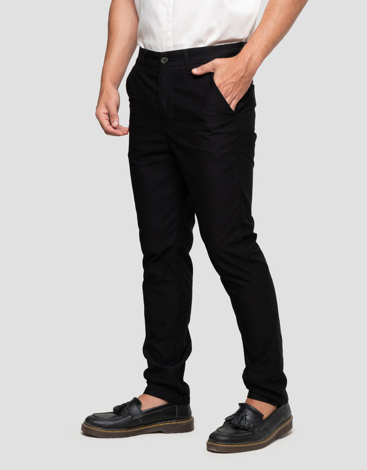 Cole Woven Slim Saten Celana Chinnos Pria