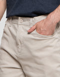 Cole Woven Reg Celana Panjang Pria
