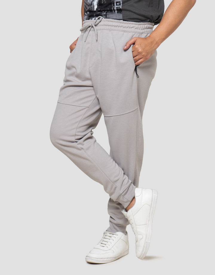 Nevada Cut & Sewn With Zipper Celana Jogger Pria
