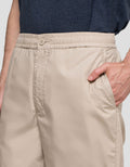 Cole Woven Clean Celana Jogger Pria