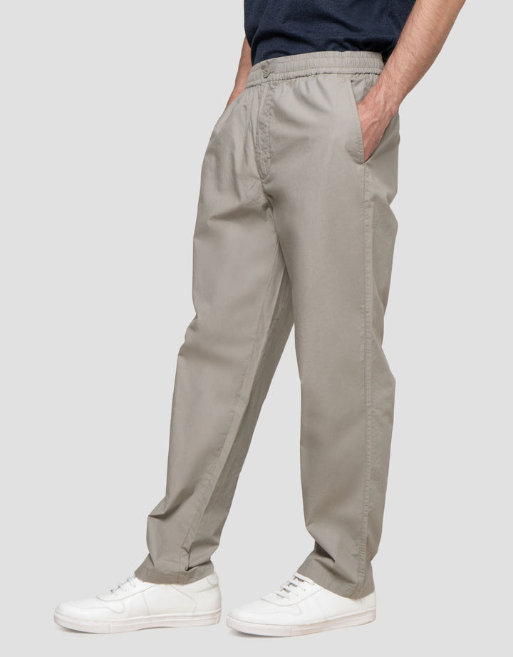 Cole Woven Clean Celana Jogger Pria