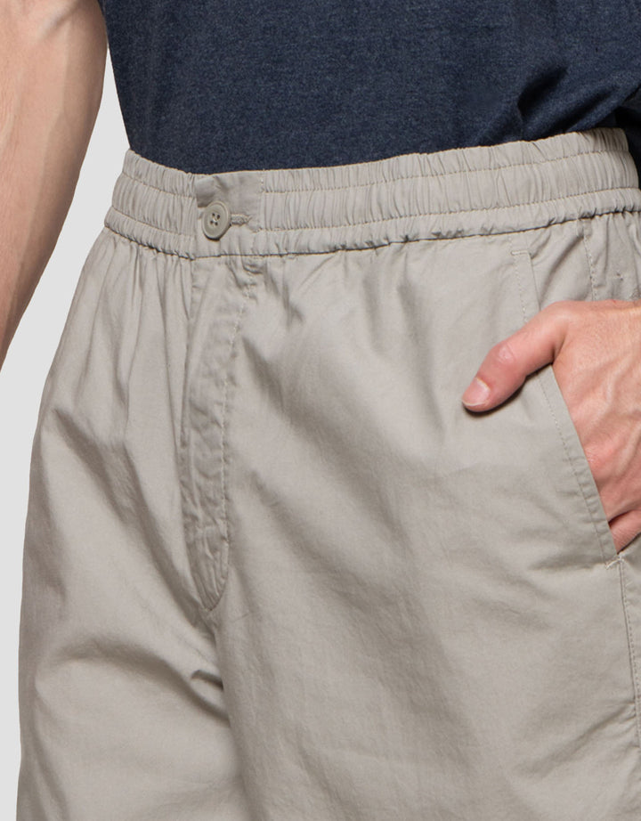 Cole Woven Clean Celana Jogger Pria