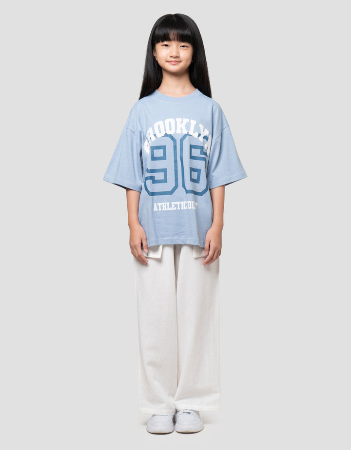 Nevada Sablon Brooklyn Kaos Oversize Anak Perempuan