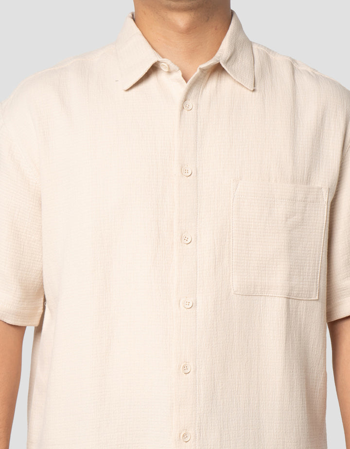 Nevada Texture With Pocket Reg Collar - Boxy Fit Kemeja Pria