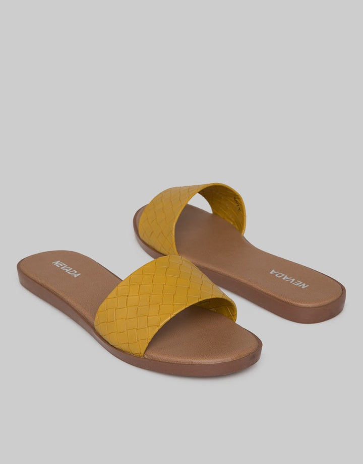 Nevada Slipper Sandals Wide Strap