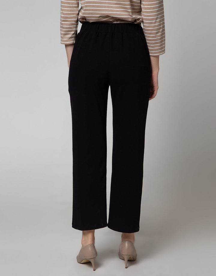 Details Long Pants Knit With Button Opening