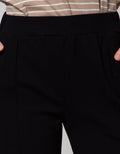 Details Long Pants Knit With Button Opening