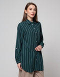 Cardinal Girl Motif Garis Vertikal Kemeja