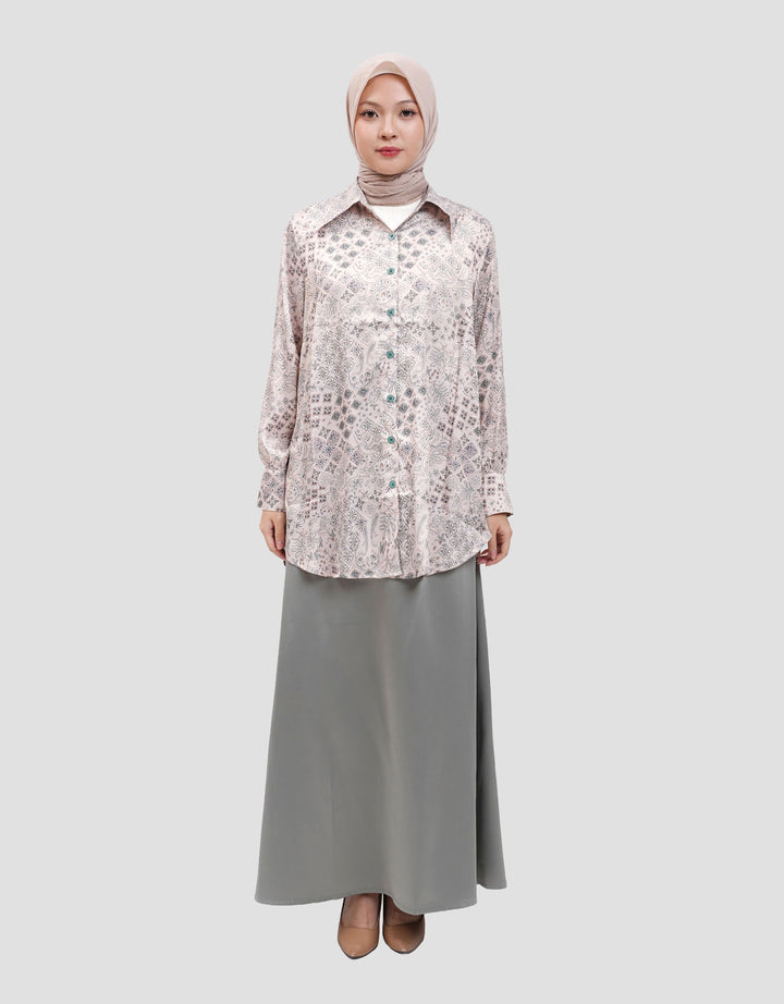 Expand Samara One Set Pakaian Wanita