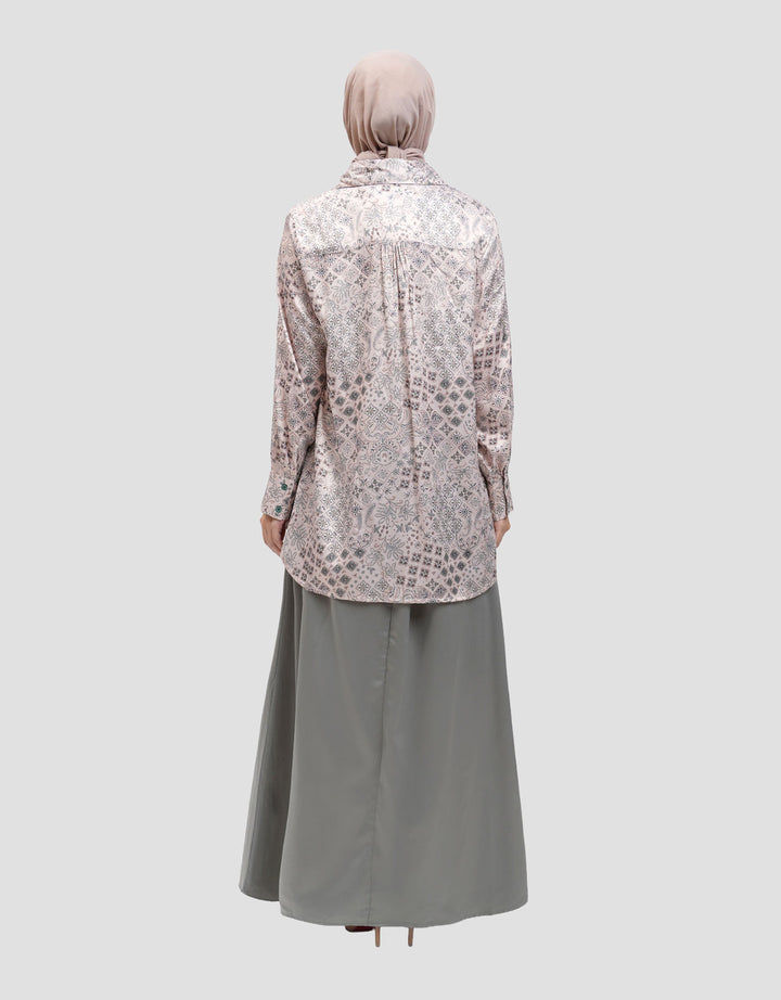 Expand Samara One Set Pakaian Wanita