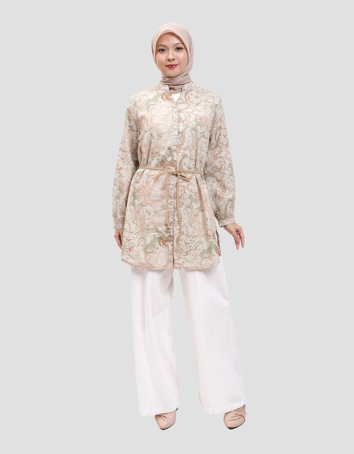 Expand Adelia Blouse Wanita