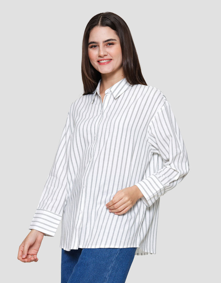 Nevada Pin Stripes Kemeja Oversize Wanita