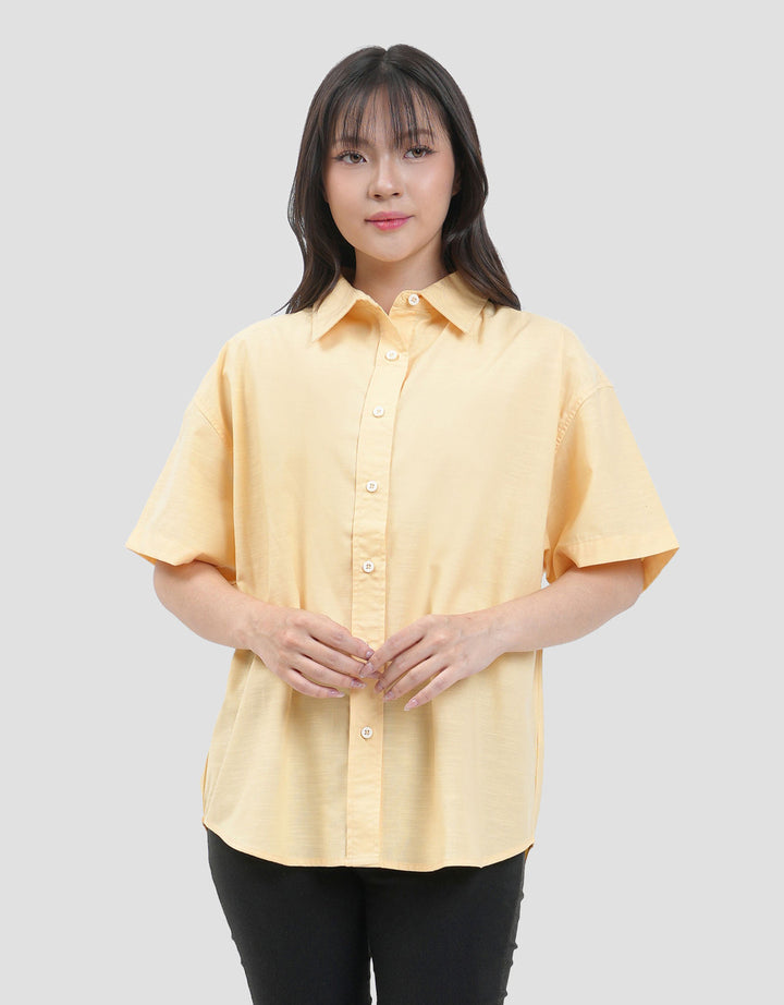 Nevada Boxy Oversize Kemeja Wanita