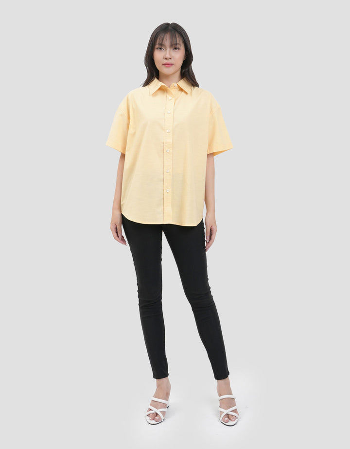 Nevada Boxy Oversize Kemeja Wanita