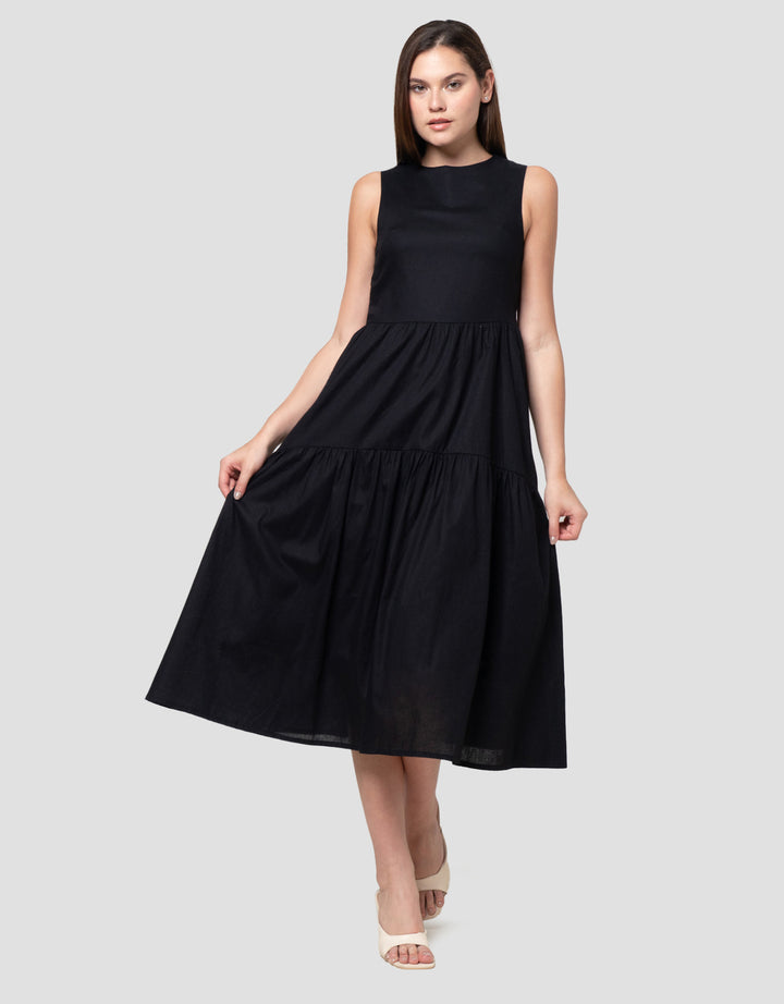 Nevada Tier SleevelessMaxi Dress Wanita