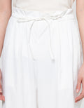 Nevada Wide Leg Pleats With Drawstring Celana Panjang Wanita