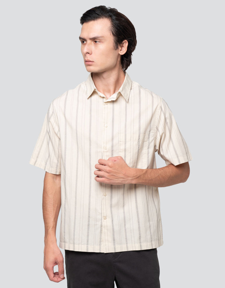 Cole Var Weaving Stripe Kemeja Pria