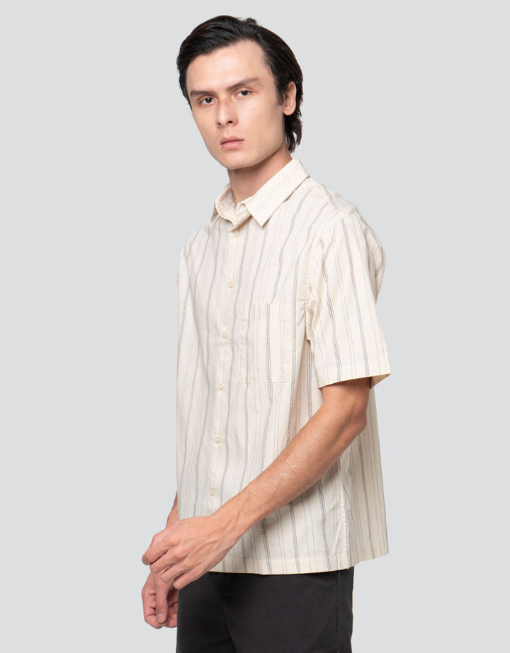 Cole Var Weaving Stripe Kemeja Pria