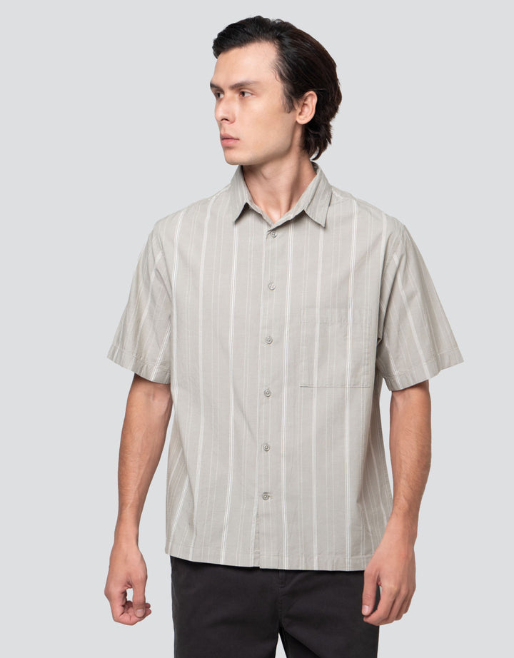 Cole Var Weaving Stripe Kemeja Pria