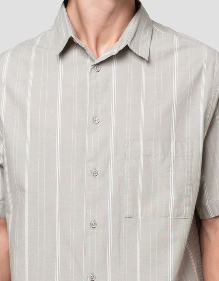 Cole Var Weaving Stripe Kemeja Pria