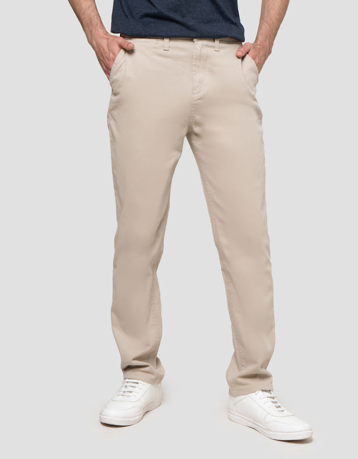 Cole Woven Celana Panjang Pria