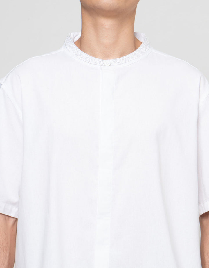 Aos Muslim 2026 Woven Embro Baju Koko Pria