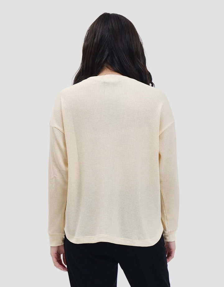 Connexion Waffle Kaos Lengan Panjang Wanita