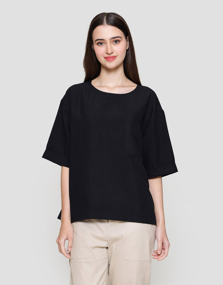 Connexion Boxy Cre Neck Blouse Wanita
