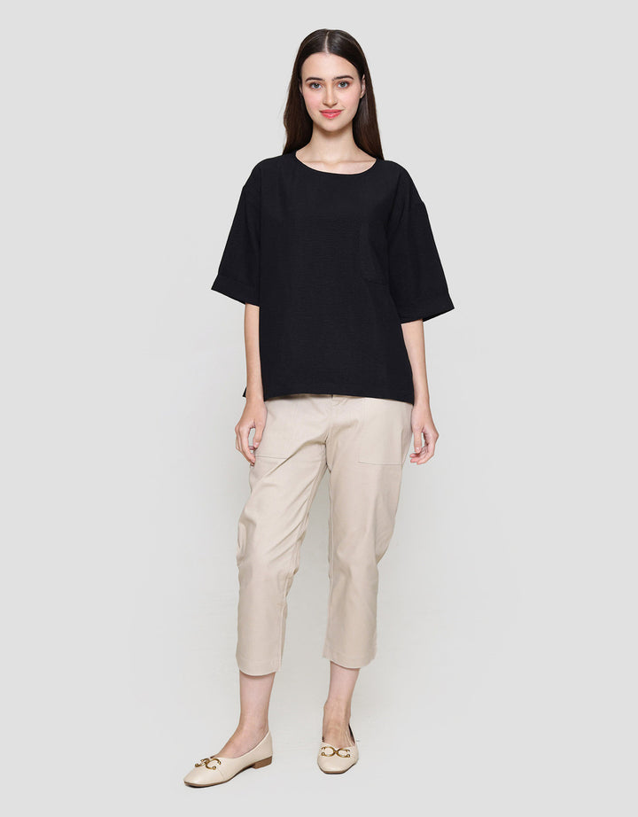 Connexion Boxy Cre Neck Blouse Wanita
